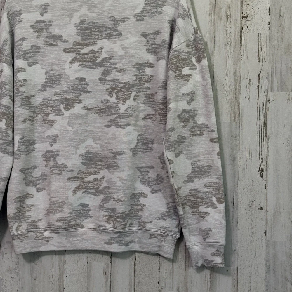 Athleta Pure Luxe Camo Printed Sweatshirt XXS Lounge Casual Pullover Crewneck